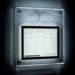 Porte-Menu Mural Aqua à en-tête